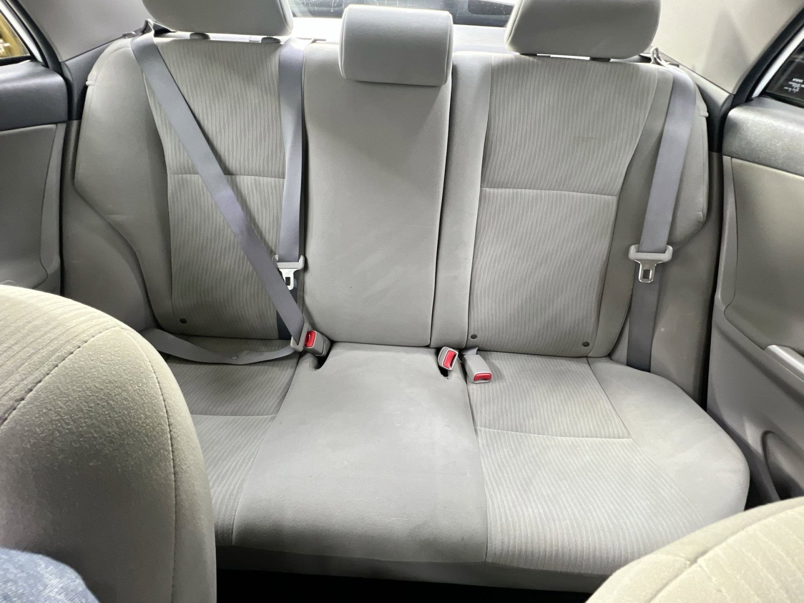 Used 2010 Toyota Corolla LE image 5