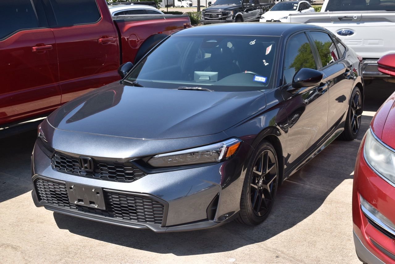 Used 2025 Honda Civic Sport image 2