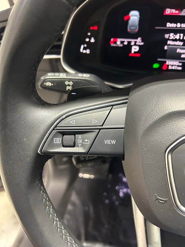 Used 2023 Audi Q7 3.0T Premium Plus AWD/4WD image 17