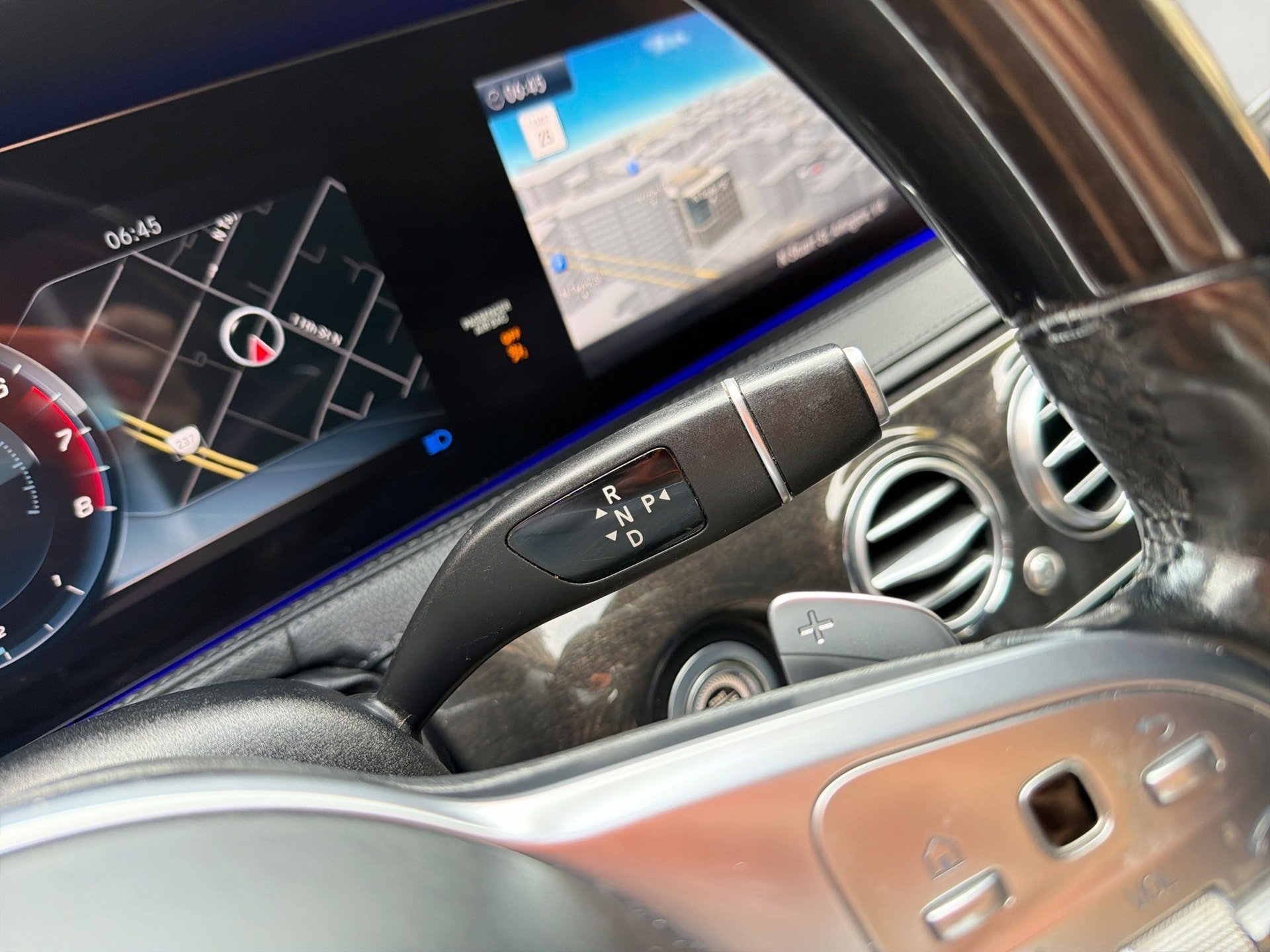 Used 2019 Mercedes-Benz S 560 4MATIC Sedan image 23