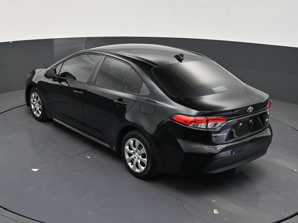 Used 2023 Toyota Corolla LE FWD image 13