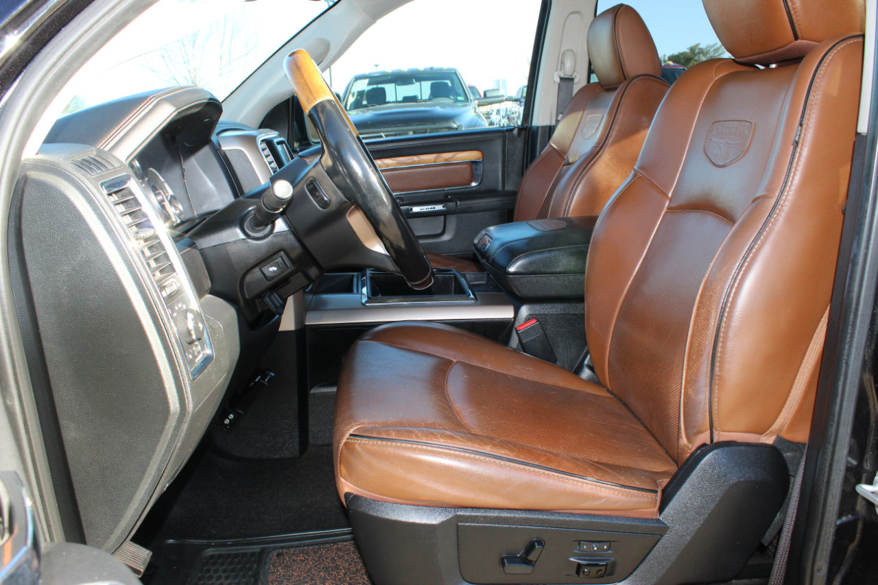 Used 2015 RAM 1500 Laramie Longhorn w/ Convenience Group image 13