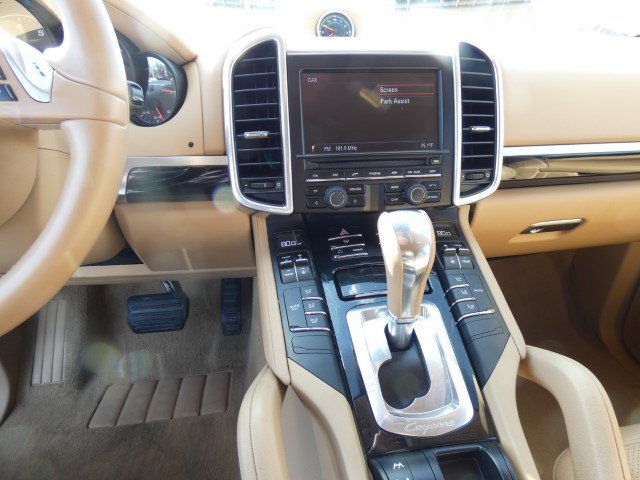 Used 2013 Porsche Cayenne AWD/4WD image 13