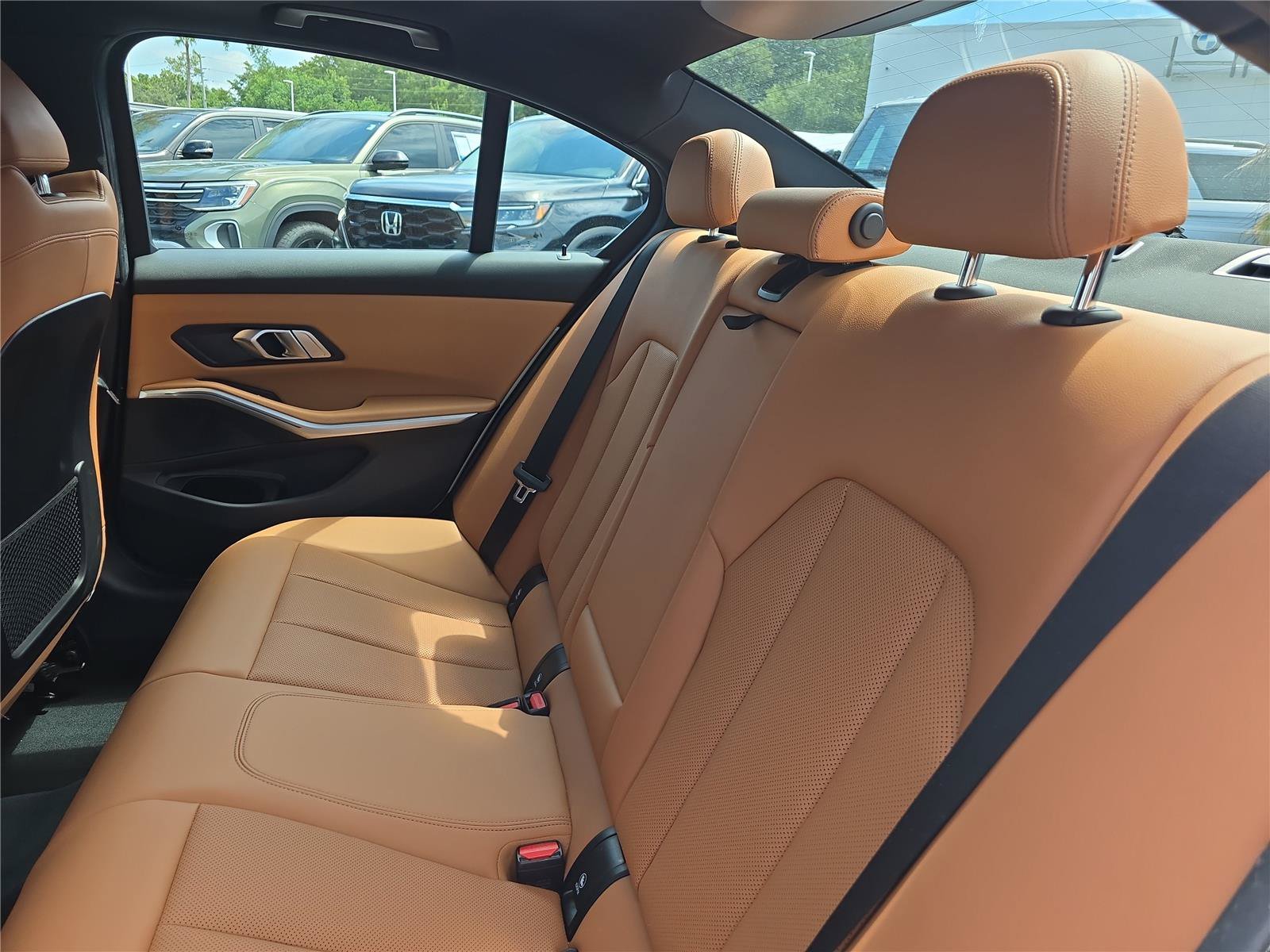 Used 2023 BMW 330i Sedan w/ Premium Package RWD image 12
