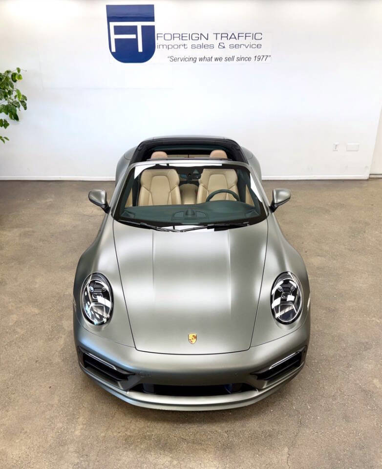 Used 2021 Porsche 911 image 36