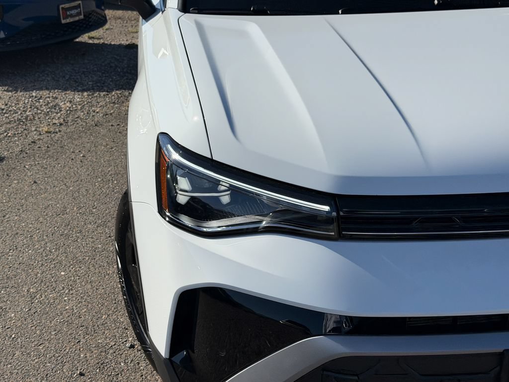 New 2026 Volkswagen Taos SE FWD image 5