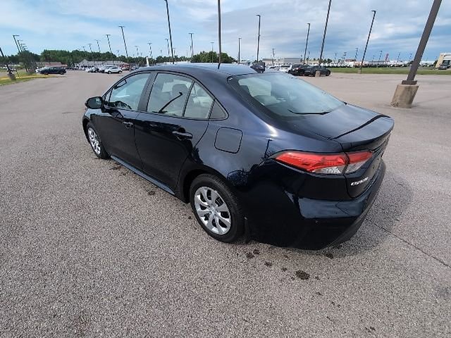 Used 2025 Toyota Corolla LE FWD image 7
