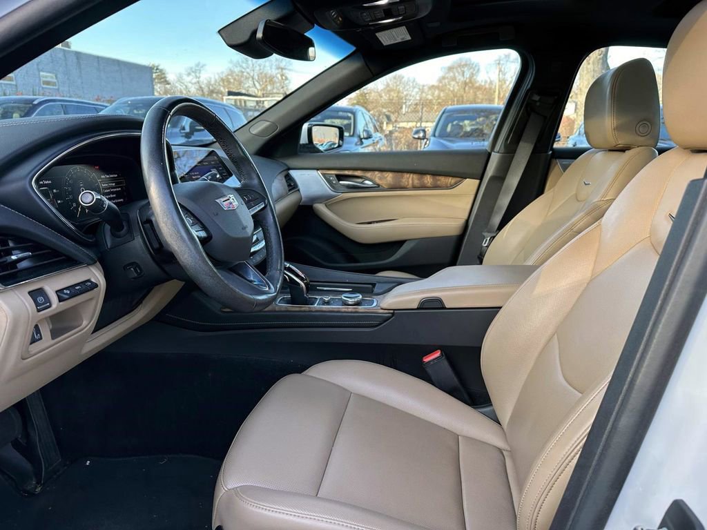 Used 2023 Cadillac CT5 Luxury image 16