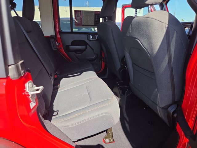 Used 2025 Jeep Wrangler Unlimited Sport AWD/4WD image 19