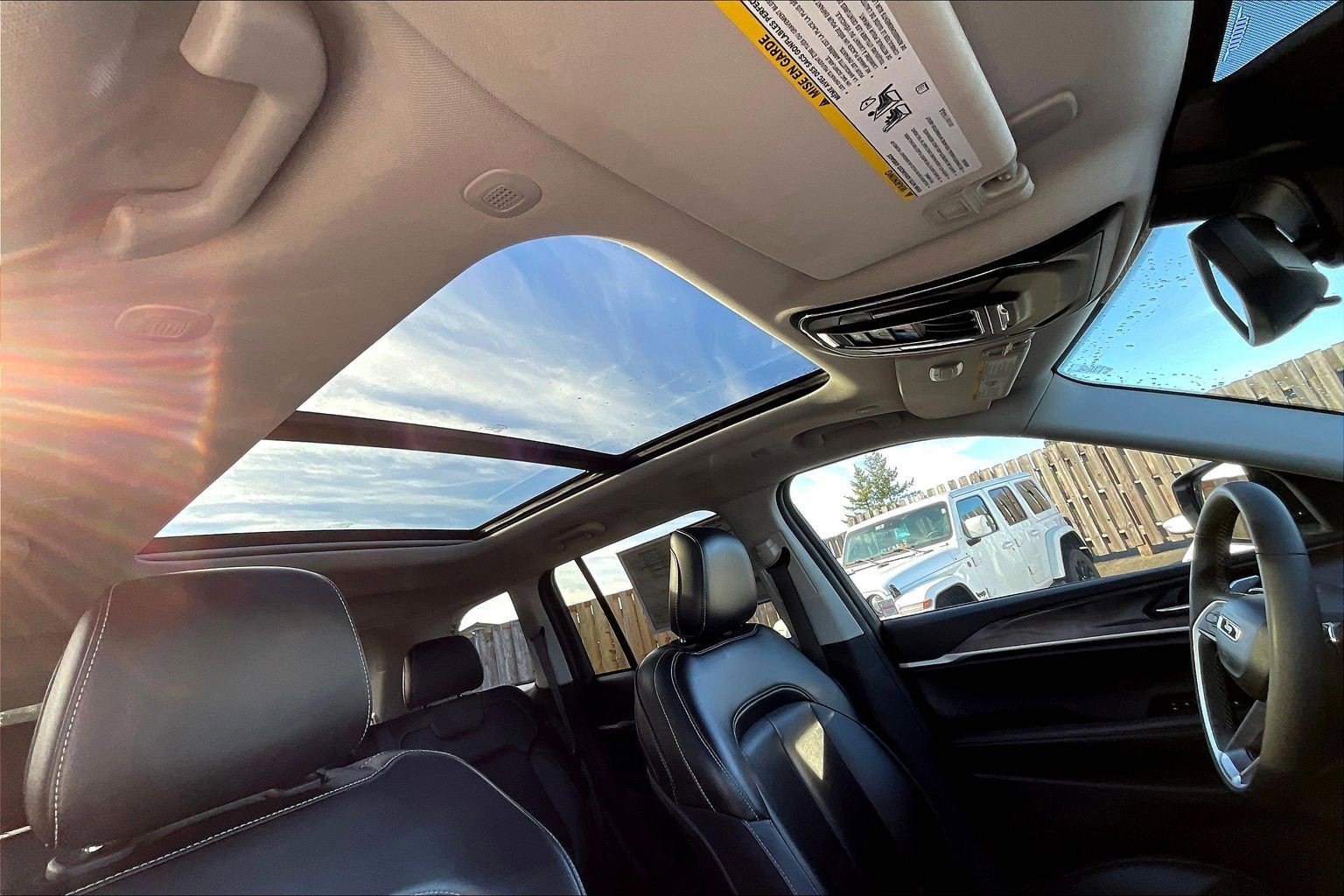 Used 2024 Jeep Grand Cherokee Limited 4xe image 22