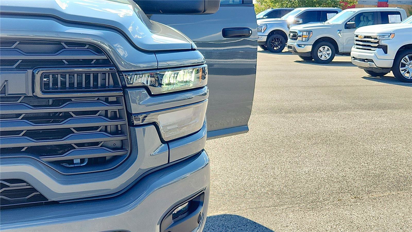 Used 2026 RAM 2500 Big Horn AWD/4WD image 25