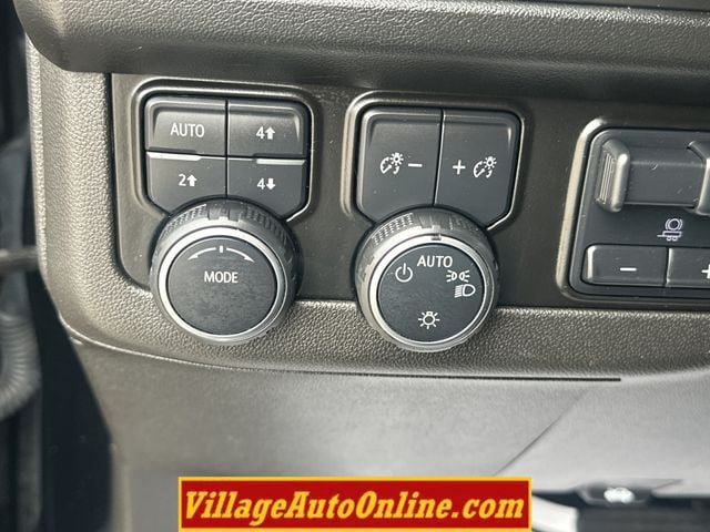 Used 2021 Chevrolet Suburban High Country w/ Premium Package AWD/4WD image 38