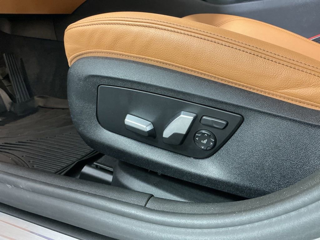 Certified 2022 BMW 540i xDrive w/ Premium Package AWD/4WD image 21