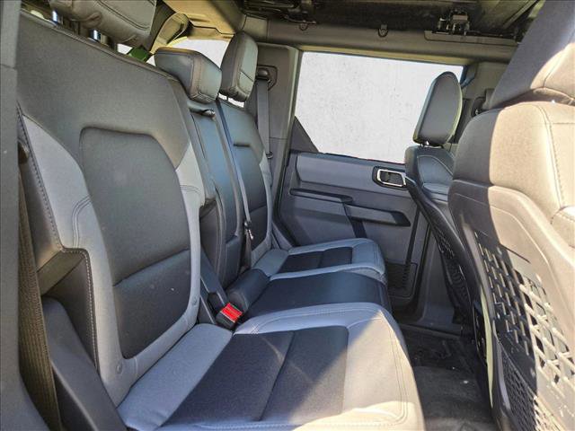 Used 2024 Ford Bronco Big Bend image 16
