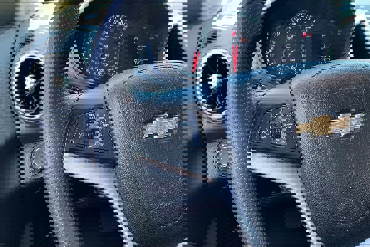 Used 2017 Chevrolet Sonic LT image 18