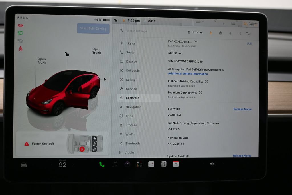 Used 2024 Tesla Model Y Long Range RWD image 29
