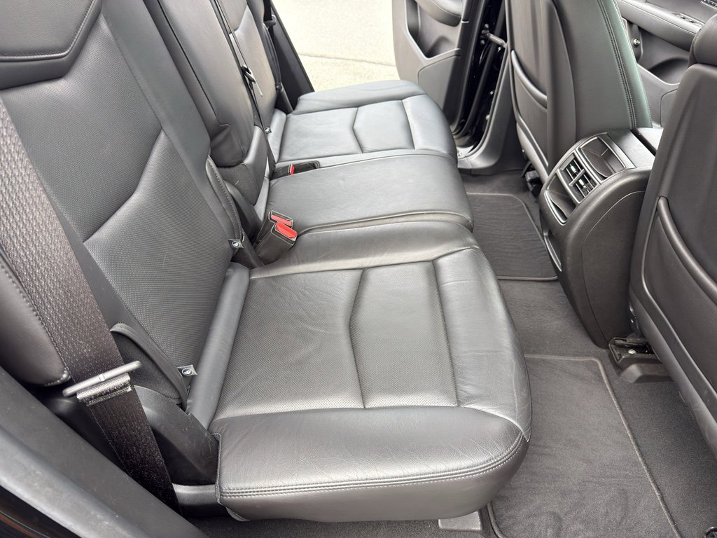 Used 2019 Cadillac XT5 Luxury w/ LPO, Radiant Package image 29