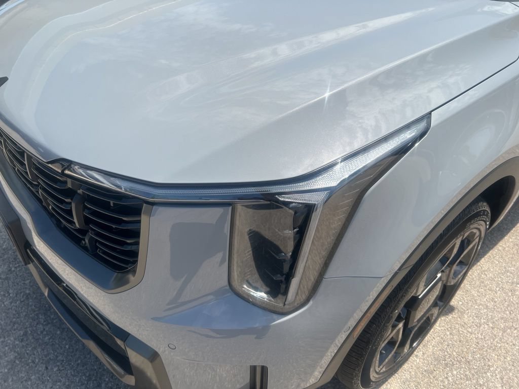 Certified 2025 Kia Sorento SX AWD/4WD image 29