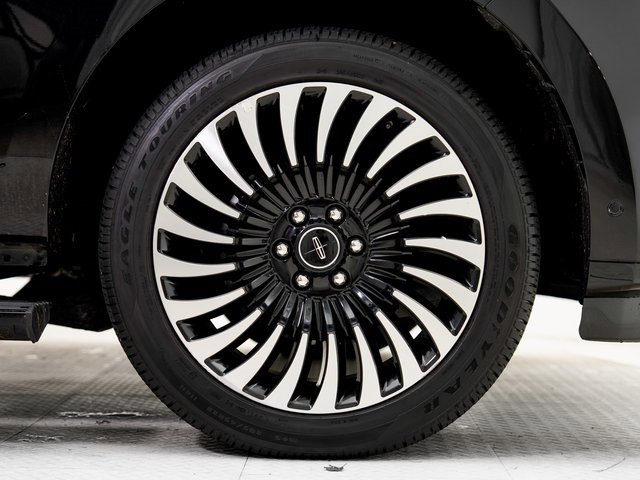 Used 2020 Lincoln Navigator L Black Label image 29