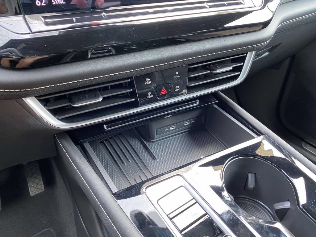 Used 2026 Volkswagen Atlas Cross Sport SE FWD image 21