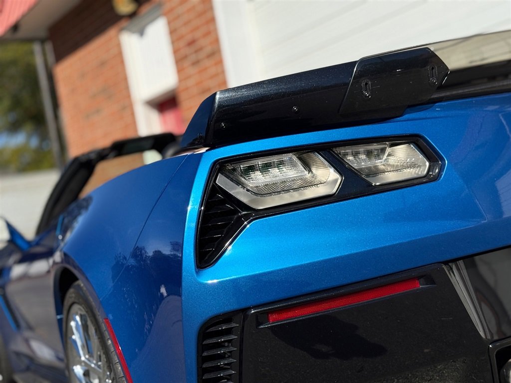 Used 2016 Chevrolet Corvette Z06 w/ 3LZ Preferred Equipment Group image 31