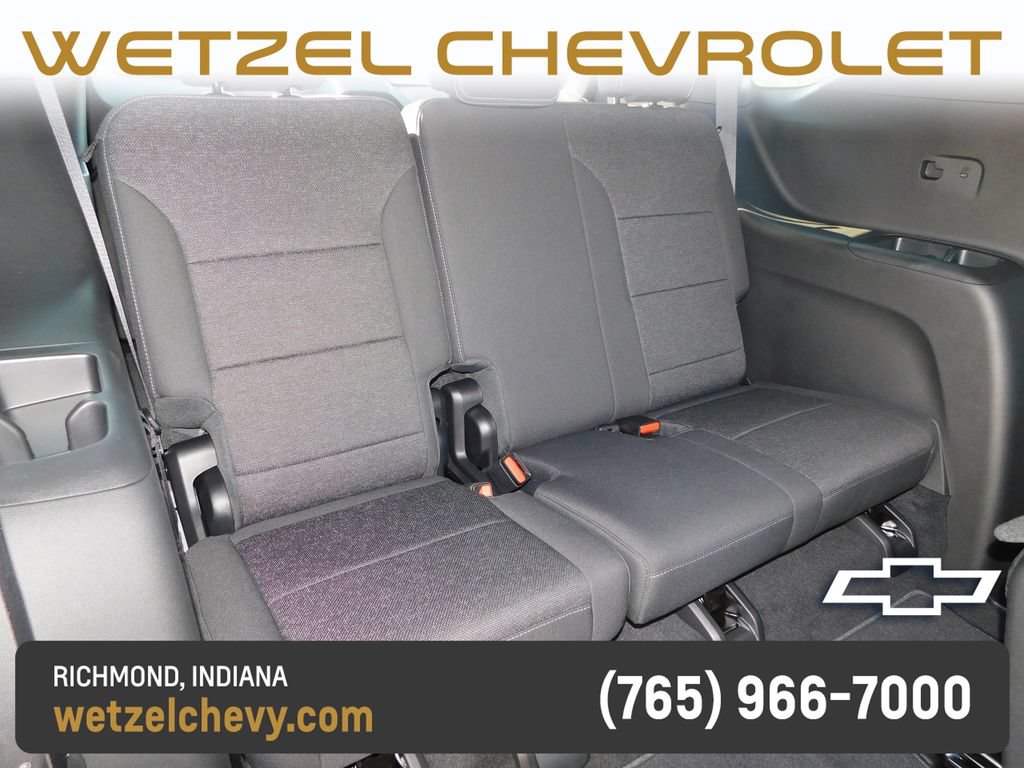 New 2027 Chevrolet Traverse LT w/ Enhanced Driving Package FWD image 31