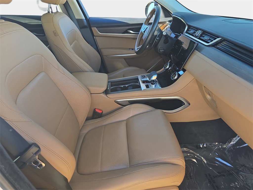 Used 2022 Jaguar F-PACE S image 12