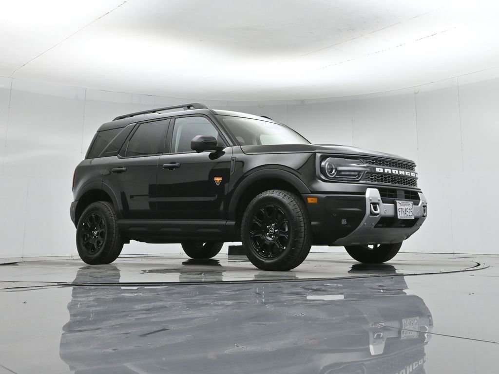 Certified 2025 Ford Bronco Sport Badlands image 4