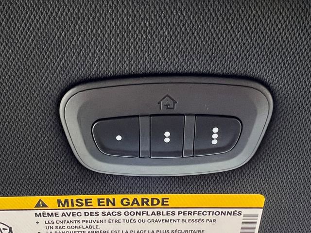 New 2026 Chrysler Pacifica Select image 31