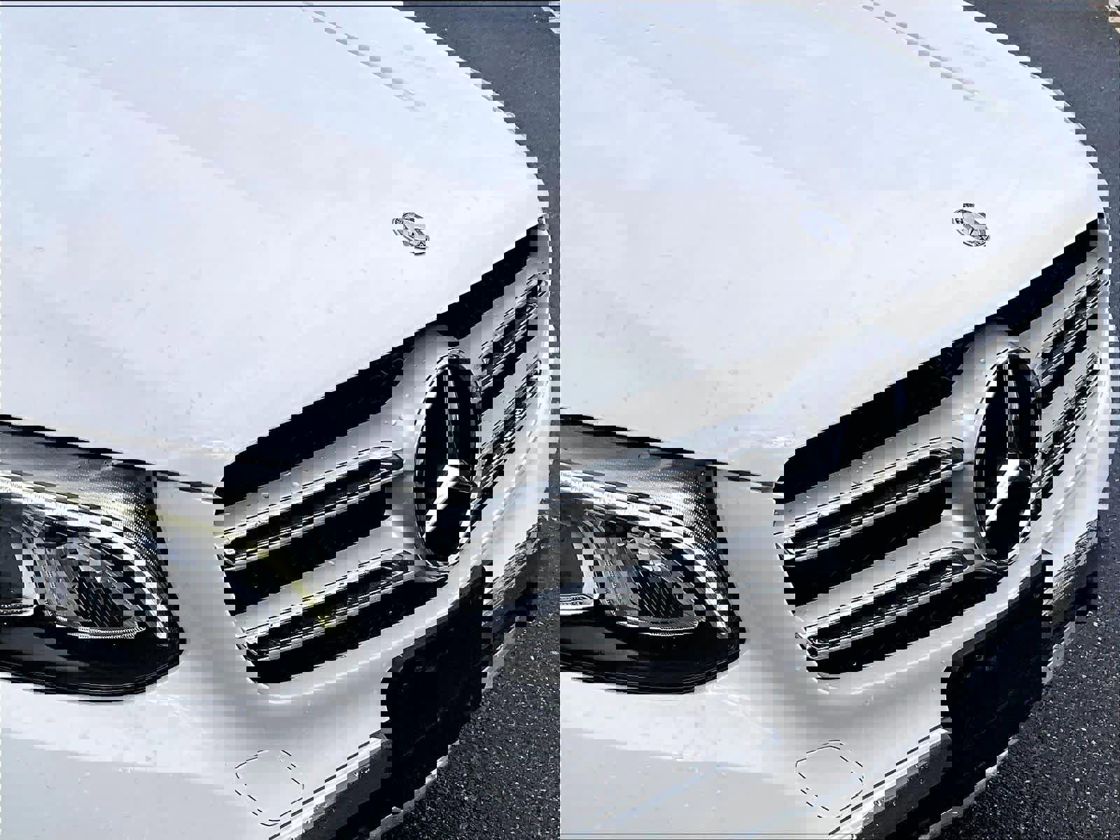 Used 2017 Mercedes-Benz GLC 300 4MATIC image 32