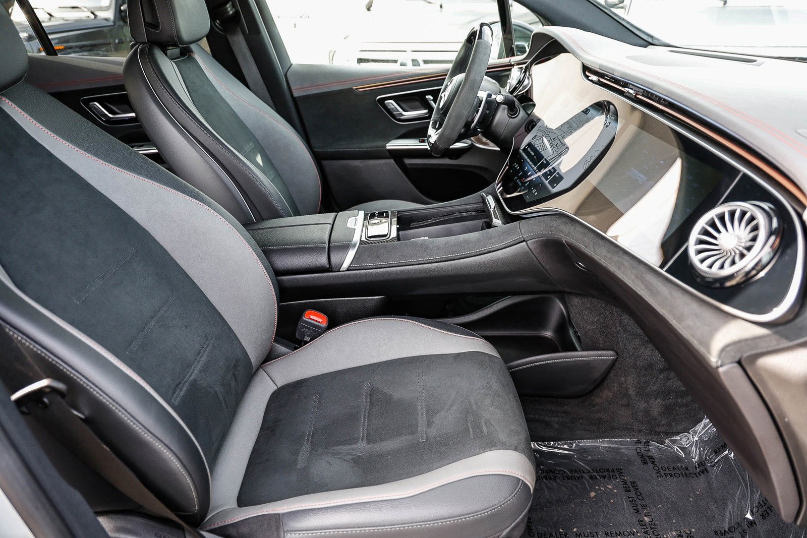 Certified 2024 Mercedes-Benz EQE AMG 4MATIC SUV image 17