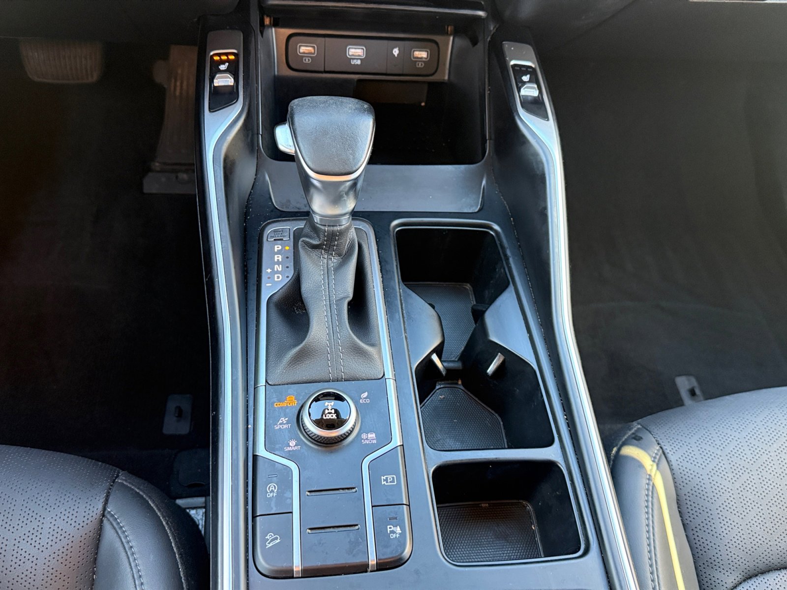 Used 2023 Kia Sorento S w/ Panoramic Sunroof Package image 26