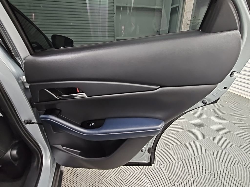 Used 2021 MAZDA CX-30 FWD 2.5 S w/ Preferred Package image 34