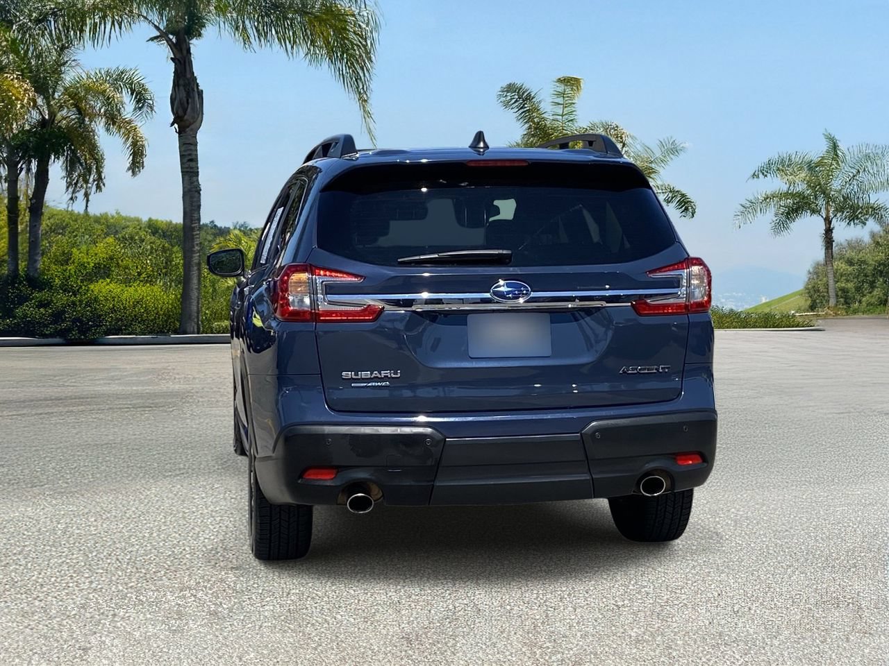 Used 2024 Subaru Ascent Premium w/ Convenience Package AWD/4WD image 4