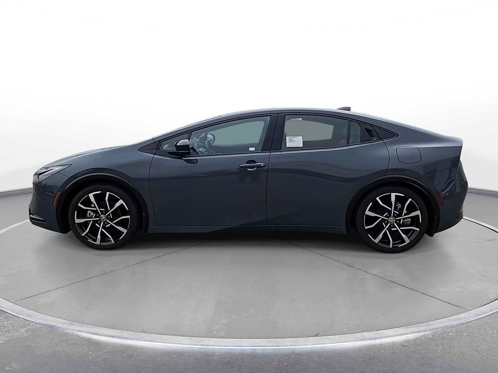 New 2026 Toyota Prius Plug-In Hybrid w/ Limited Premium Package FWD image 5