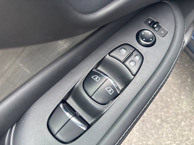 Used 2016 Nissan Murano SL w/ SL Technology Package AWD/4WD image 11