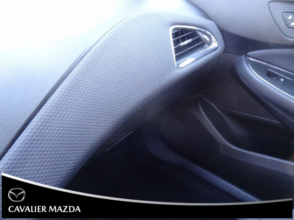 Used 2018 Chevrolet Cruze LS image 29