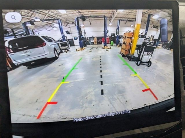 Used 2024 Ford Expedition Max Limited image 18