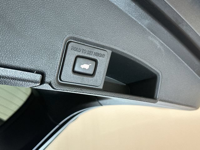 Used 2024 Acura RDX SH-AWD image 7