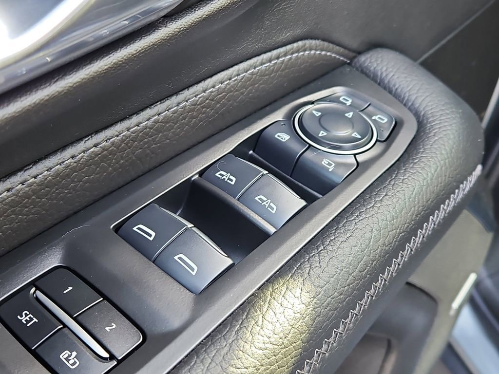 Used 2024 GMC Yukon Denali w/ Max Trailering Package image 32