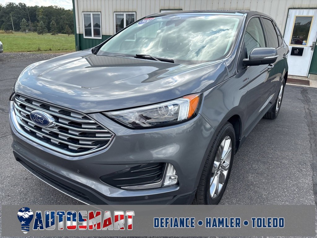 Used 2024 Ford Edge Titanium image 1