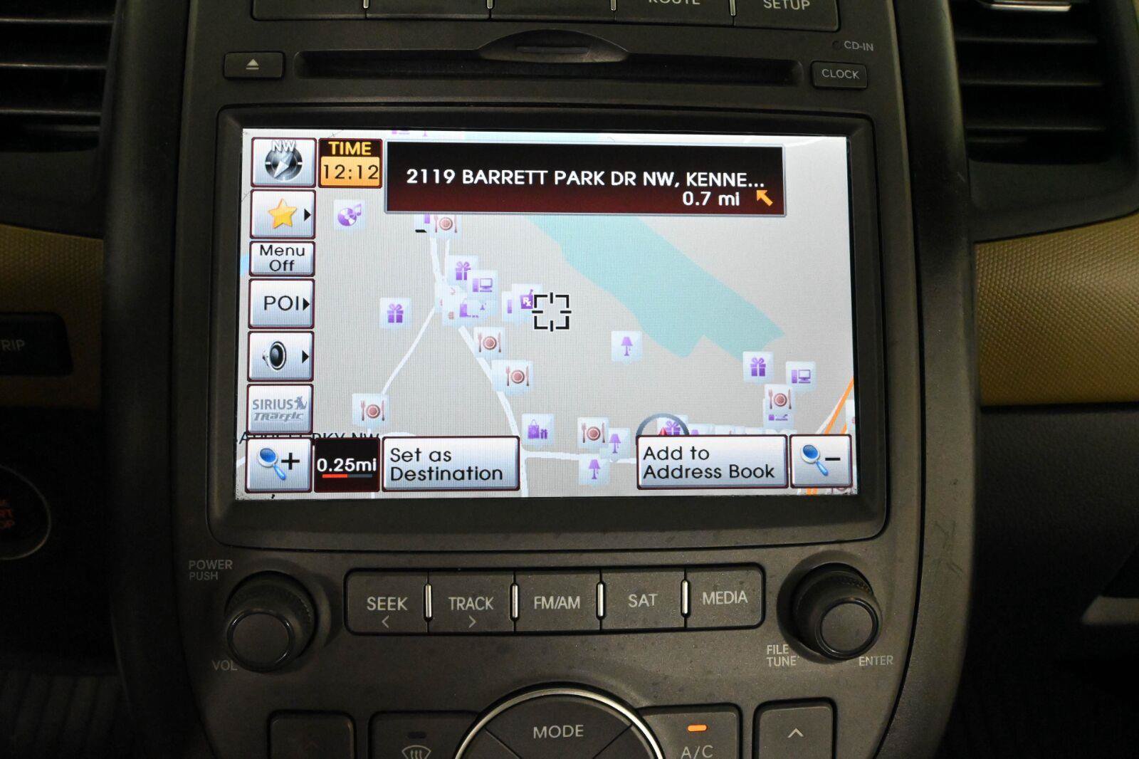 Used 2013 Kia Soul ! w/ Premium Pkg FWD image 6