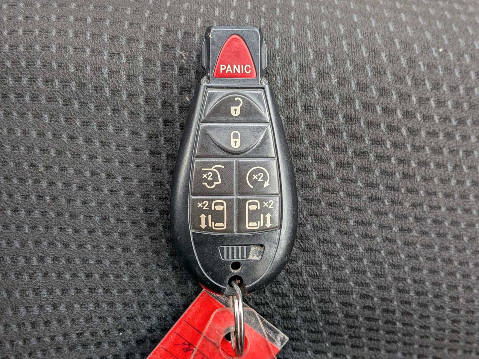 Used 2016 Dodge Grand Caravan SXT FWD image 29