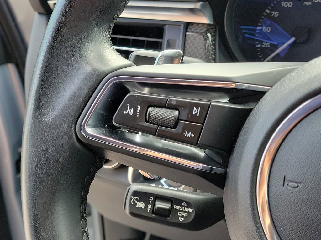 Certified 2022 Porsche Macan GTS AWD/4WD image 38