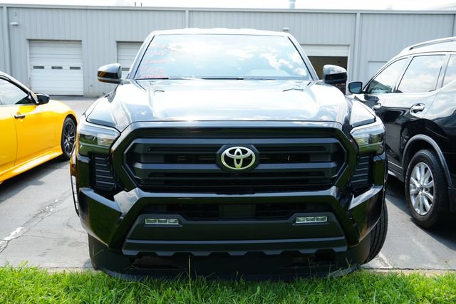 Used 2026 Toyota Tacoma SR5 RWD image 2