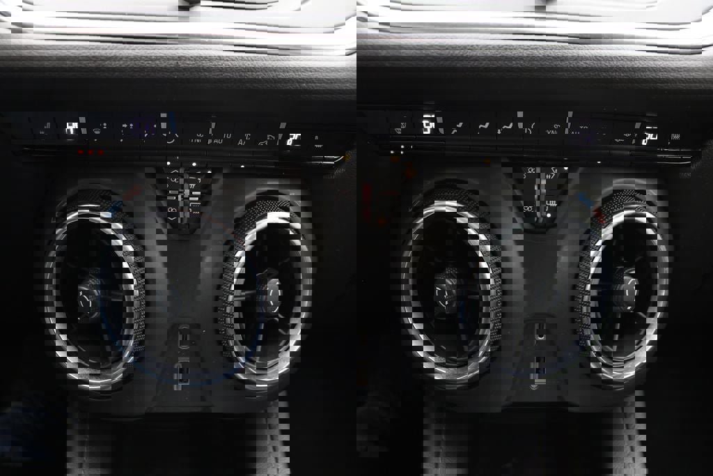 Used 2019 Chevrolet Blazer LT image 23