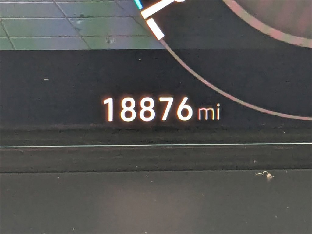 Used 2025 Volkswagen Atlas SE image 16