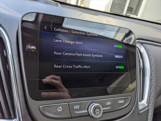 Used 2019 Chevrolet Malibu LT w/ Driver Confidence Package image 27