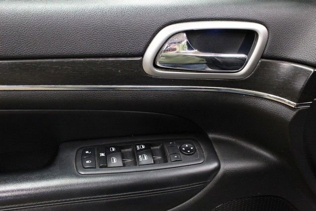 Used 2018 Jeep Grand Cherokee Limited image 19