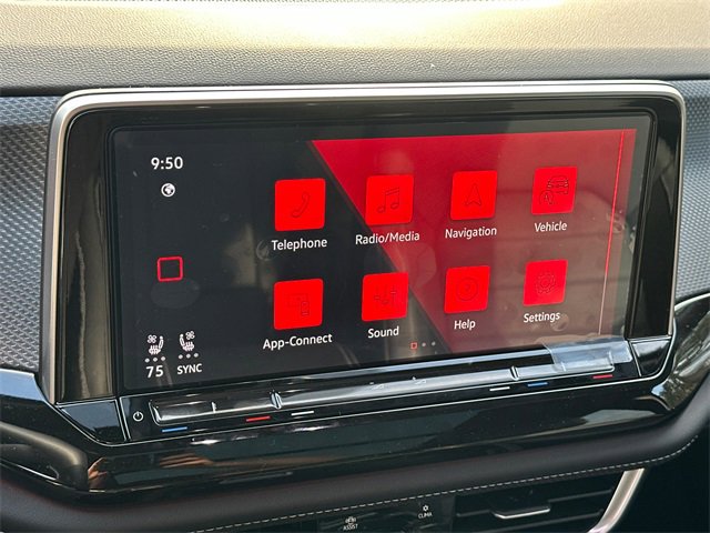 Certified 2025 Volkswagen Atlas Cross Sport SEL image 30